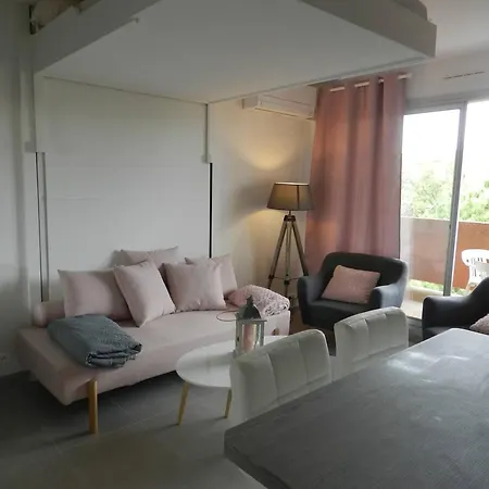 Bormes-les-mimosas, 2 Pieces, 4 Personnes - Fr-1-251-648 * Bormes-les-Mimosas