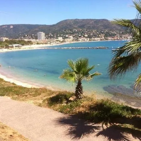 Bormes-les-mimosas, 2 Pieces, 4 Personnes - Fr-1-251-648 Apartment