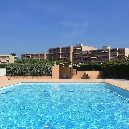Bormes-les-mimosas, 2 Pieces, 4 Personnes - Fr-1-251-648 Apartment