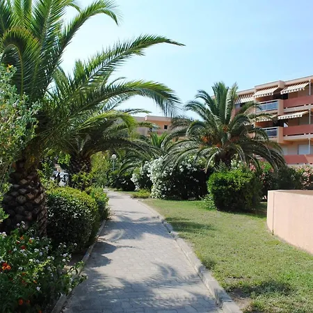 Bormes-les-mimosas, 2 Pieces, 4 Personnes - Fr-1-251-648 Bormes-les-Mimosas